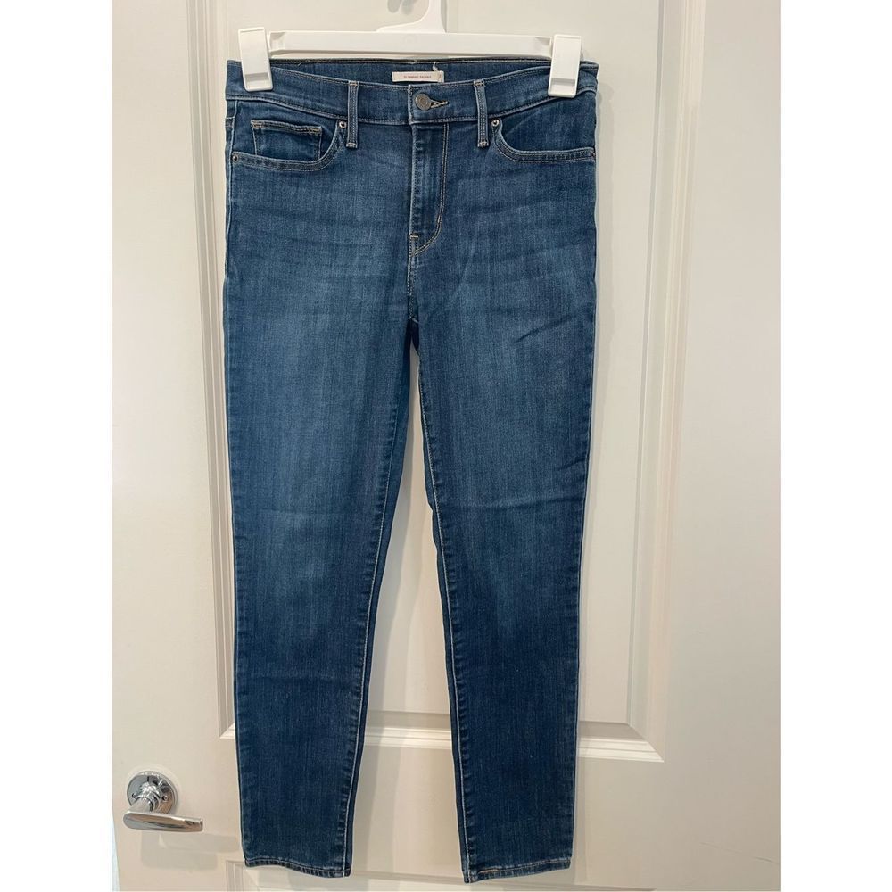 Levi Slimming Skinny Jeans - Picture 2 of 7
